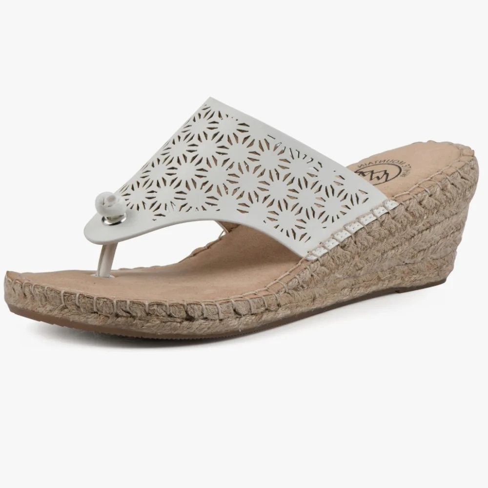 White Mountain Beaux Espadrilles White/Smooth Wedge Sandals Women's Size 9 NIB